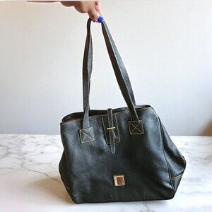 Dooney & Bourke Pebble Leather Classic – Large/Oversized Bag